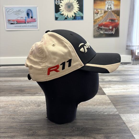 Taylormade R11 Series Black Gray OS Adjustable Strapback Colorblock Golf Cap Hat - Picture 4 of 8